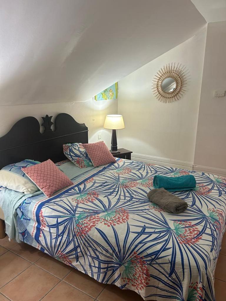 Appart T3 Village Vacances Sainte-Anne Courcelles Bagian luar foto